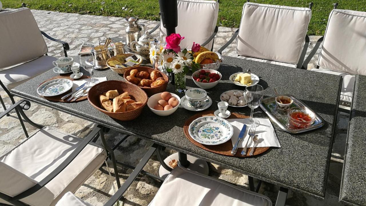 Bed and Breakfast Chartreuse Le Logis La Montagne Allemans Exterior foto
